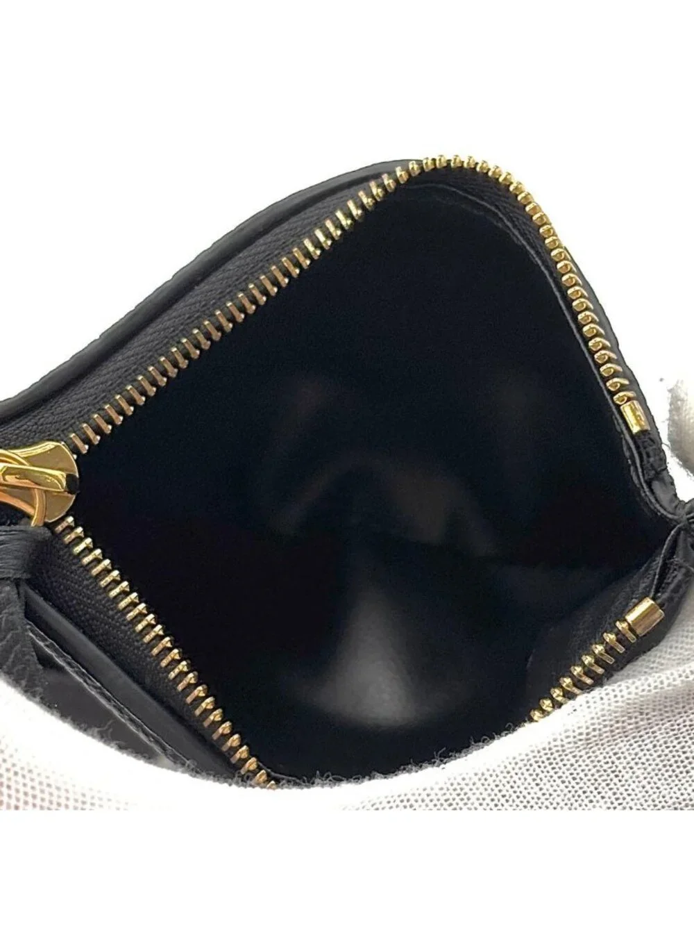 Louis Vuitton Wallet Monogram Empreinte Victorine Black